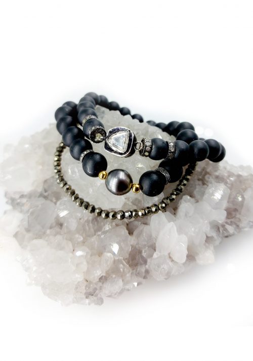 Matte Black Onyx Bracelet with Tahitian Pearl and two Diamond Rondelles – BR 1114