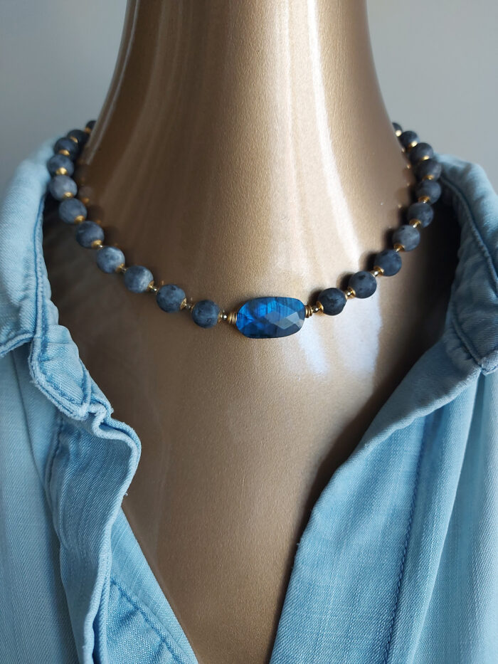 Labradorite and black labradorite beads necklace