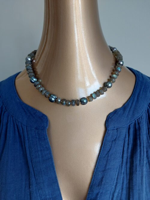 Pearls and Labradorite Necklace – N 3082