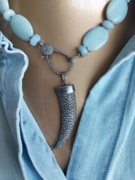 Diamond Tooth and clasp, Aquamarine and calcite – N 4040