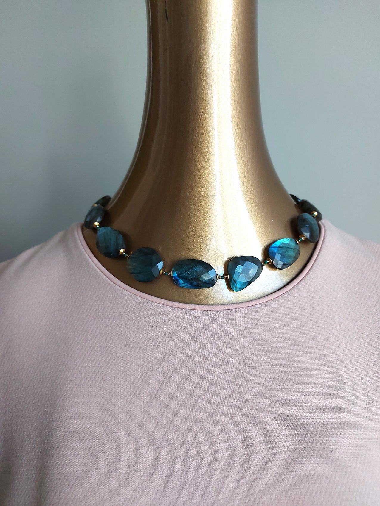 Labradorite Necklace with Swarovski Clasp - N 4047 - Image 4