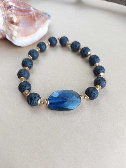 Labradorite Pendant and Black Labradorite beads – B 1349