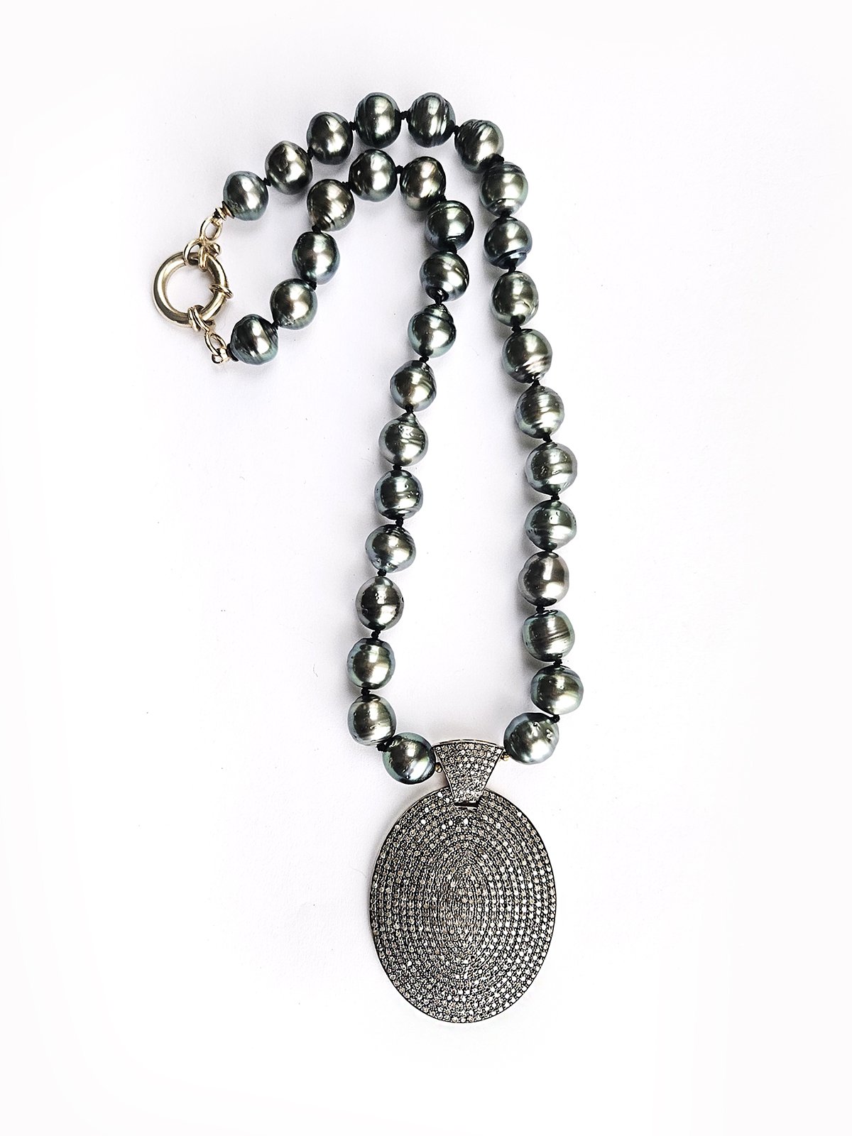 Diamond Pendant and Tahitian Pearls - Image 9