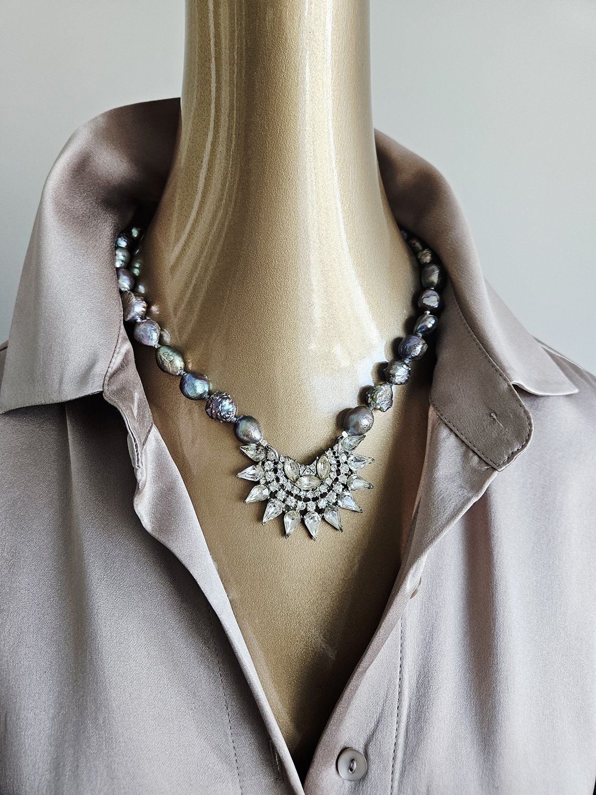 Vintage Rhinestones and Pearls - Image 4