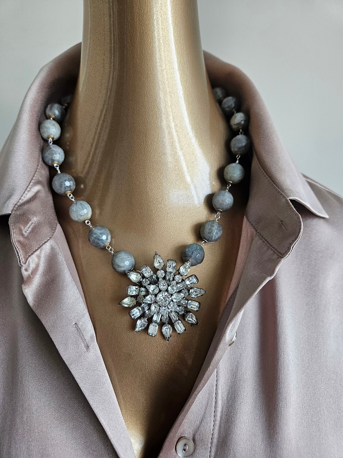 Vintage rhinestones pendant, Labradorite necklace - Image 2