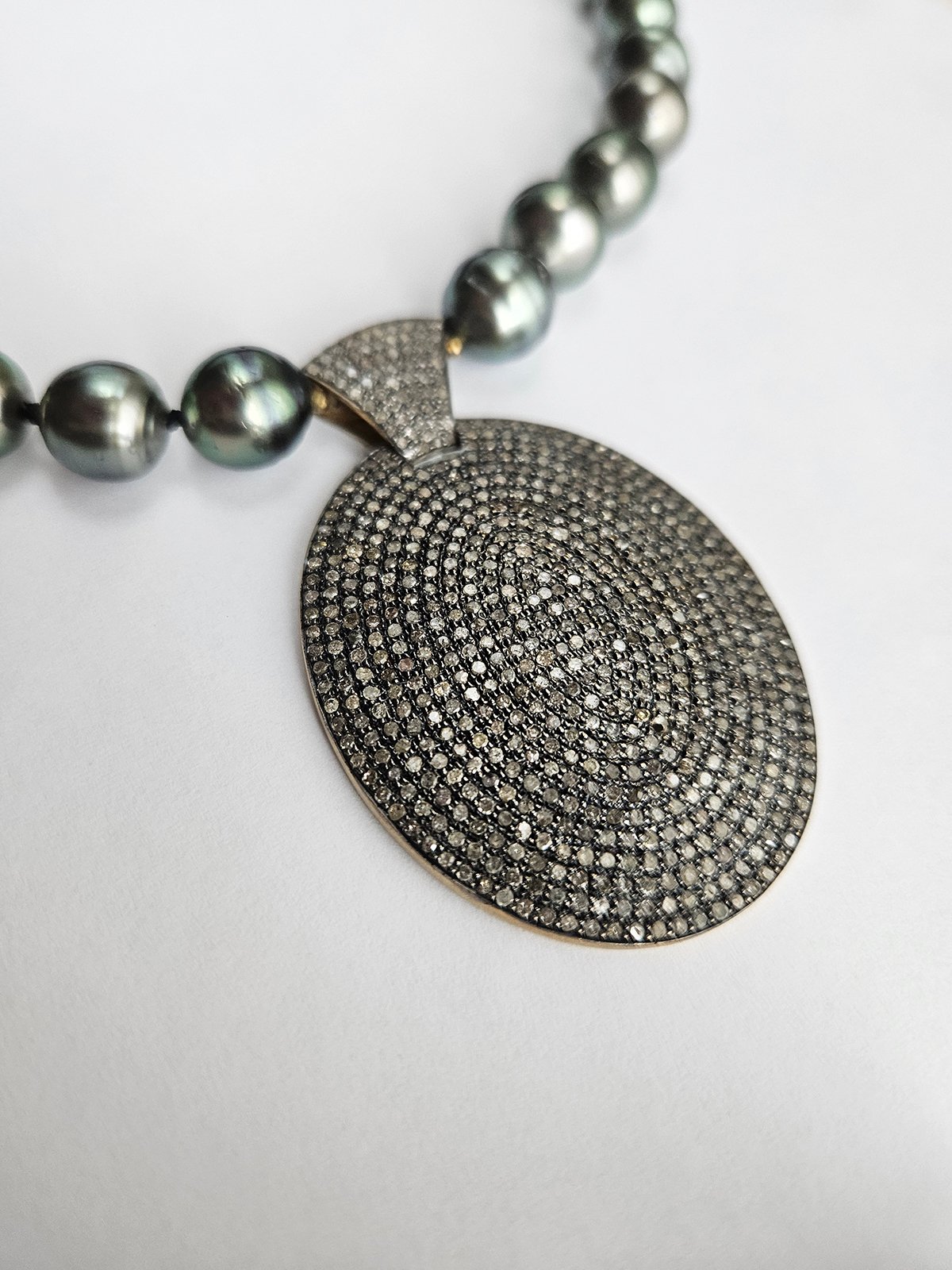 Diamond Pendant and Tahitian Pearls - Image 5