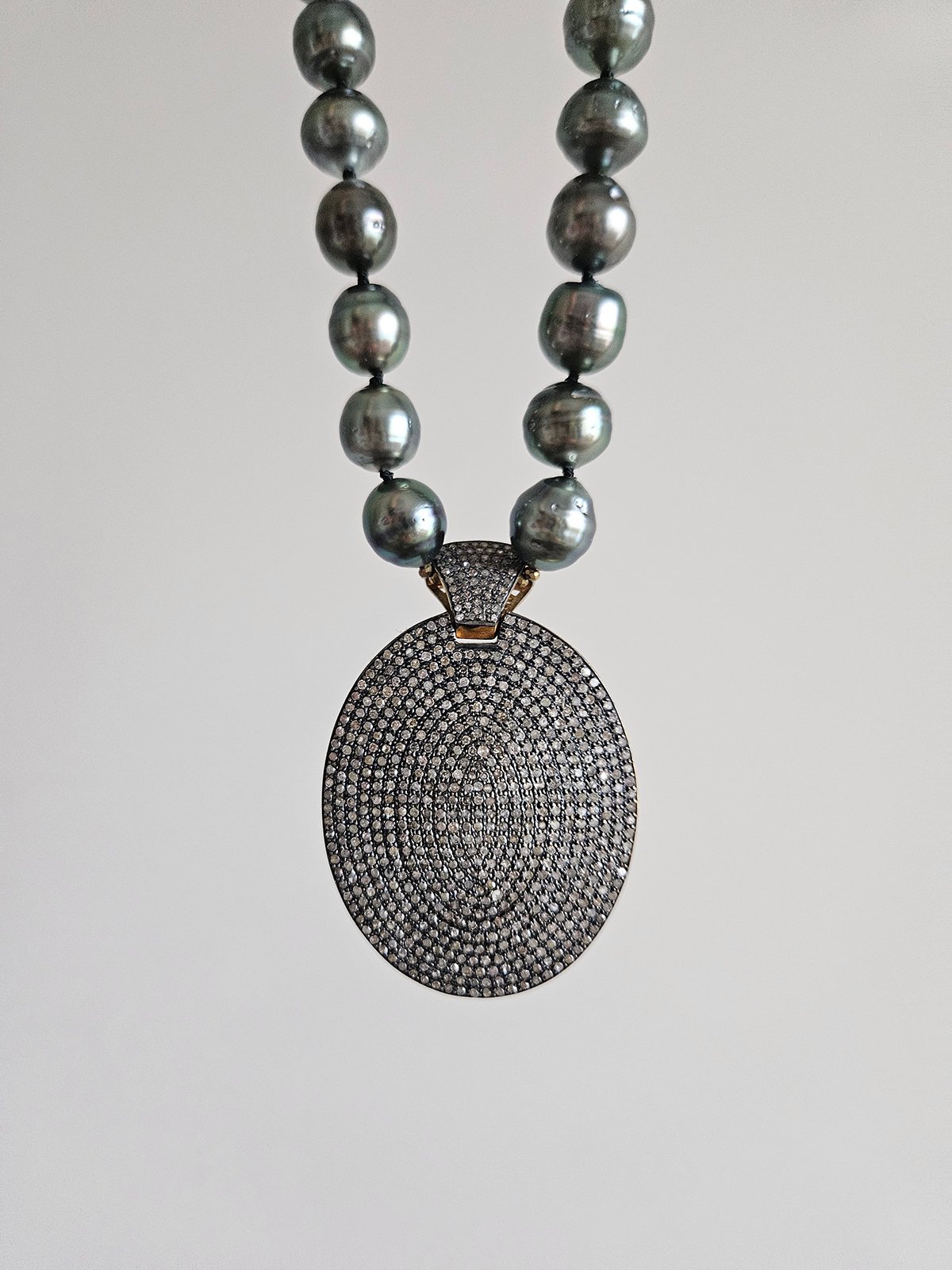 Diamond Pendant and Tahitian Pearls - Image 3