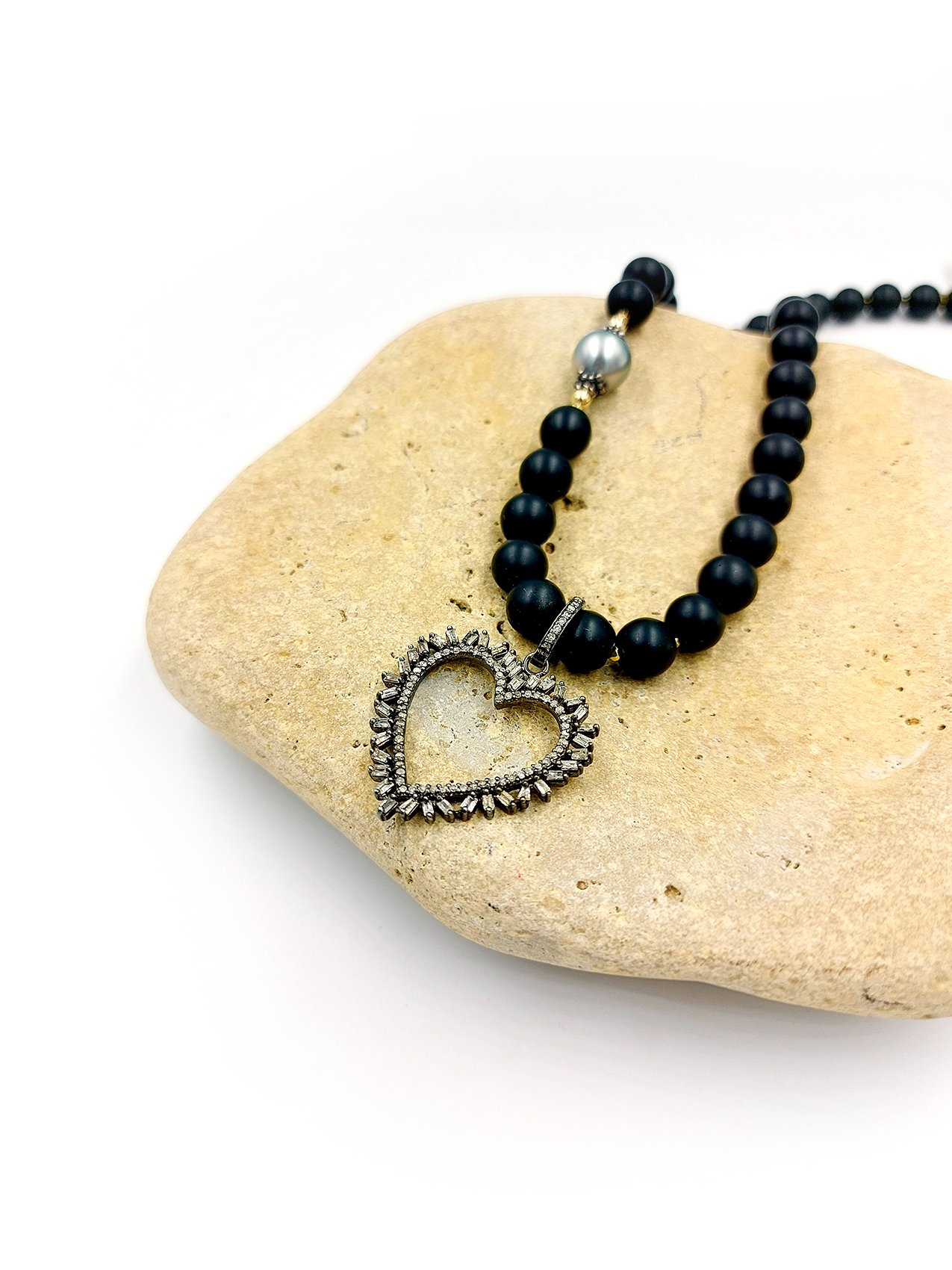 Baguette Diamond Heart, Tahitian Pearl and Onyx - Image 3