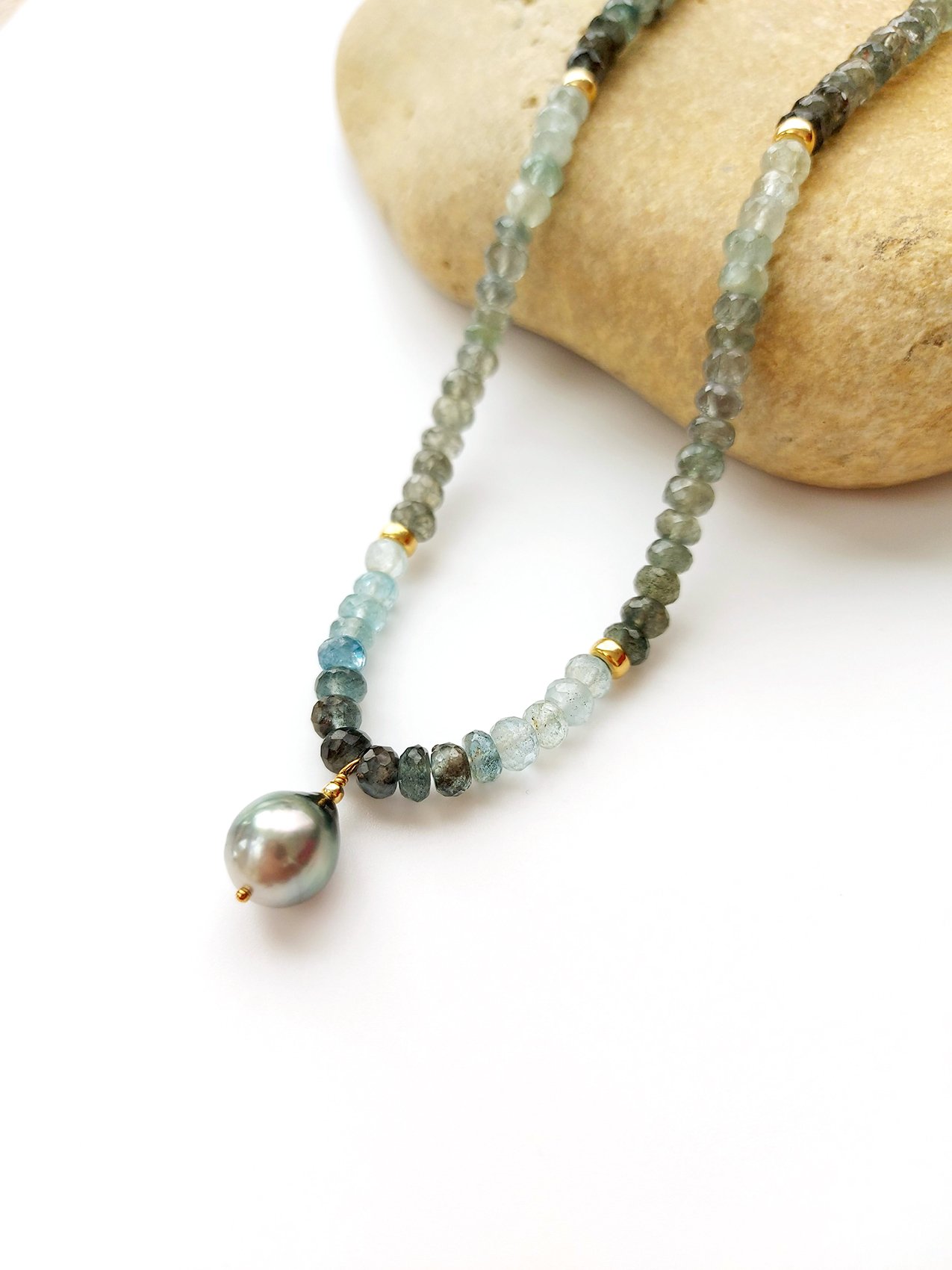 Tahitian Pearl and Moss Aquamarine - N 2820 - Image 3