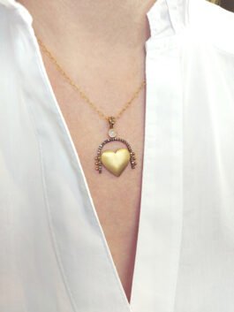 Gold Brushed Heart and Pave Diamond Horse shoe – NE 2246