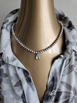 Aquamarine and Pearls necklace