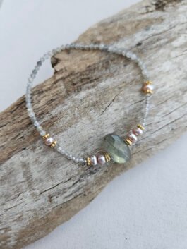 Labradorite Stretch Bracelet with Freshwater Pearls