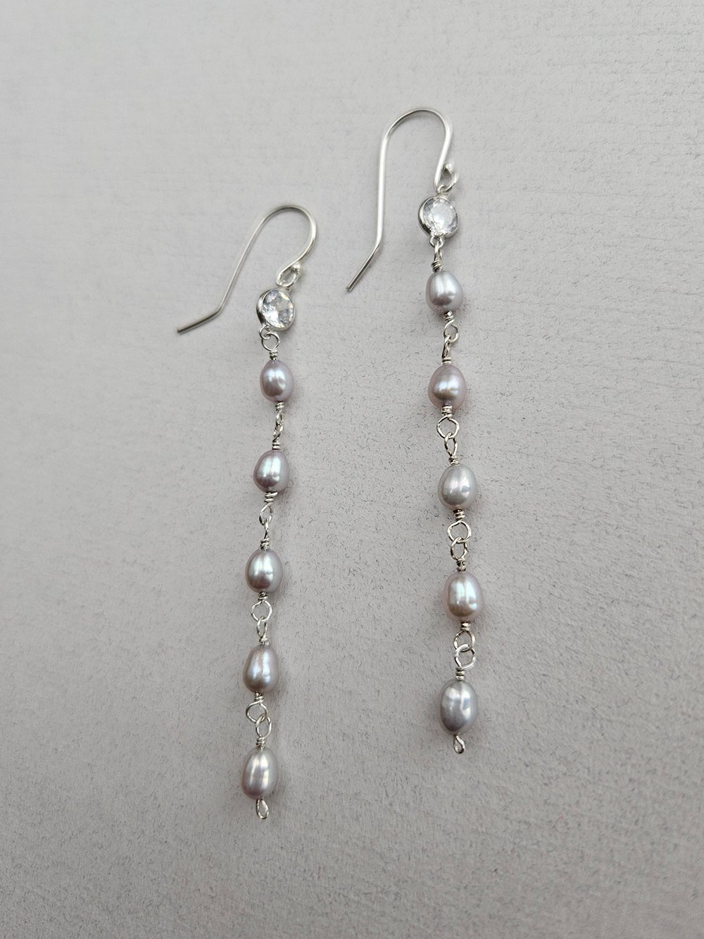 freshwater pearl drop earrings