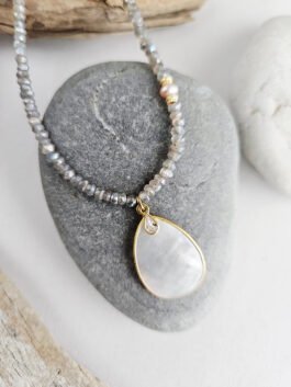 Mother of Pearl Drop Necklace with Labradorite