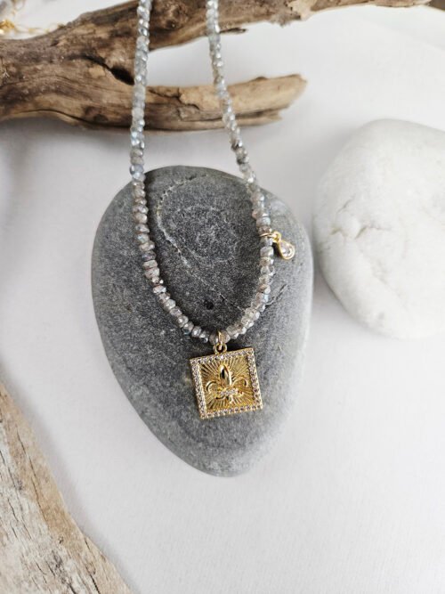 Fleur-de-Lis Gold Pendant Necklace with Labradorite