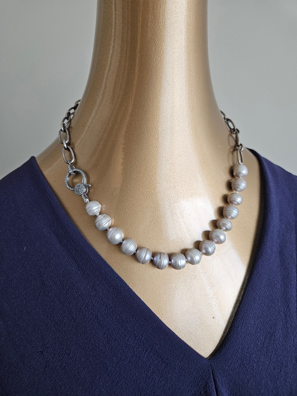 freshwater pearl necklace